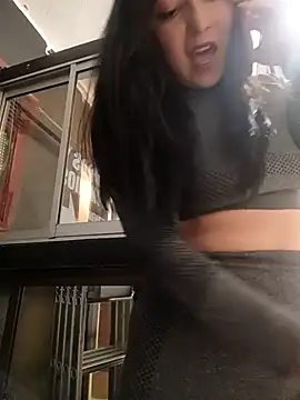 Snapshot of _Luna-1 chatting on October 9, 6:34 pm Luna-1 online show from October 9, 6:34 pm