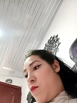 Snapshot of _Luna-1 chatting on October 2, 3:06 pm Luna-1 online show from October 2, 3:06 pm