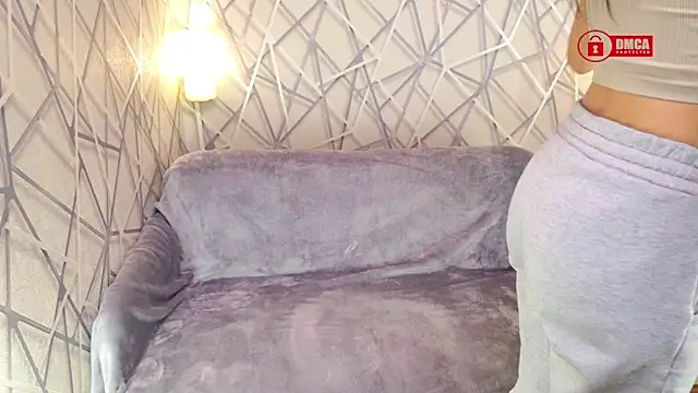 Charming LIA online show from November 27, 9:17 pm