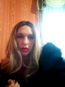 Snapshot of LaraDiva7799 chatting on October 20, 7:33 am LaraDiva7799 online show from October 20, 7:33 am