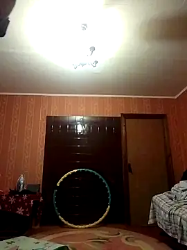 Snapshot of LaraDiva7799 chatting on October 5, 3:28 pm LaraDiva7799 online show from October 5, 3:28 pm