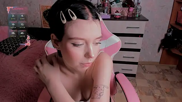 margopink online show from October 13, 5:15 pm