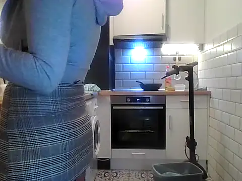 HotLenaX online show from October 24, 10:50 pm