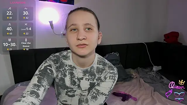 ChristinaFivePlus online show from April 1, 11:55 am