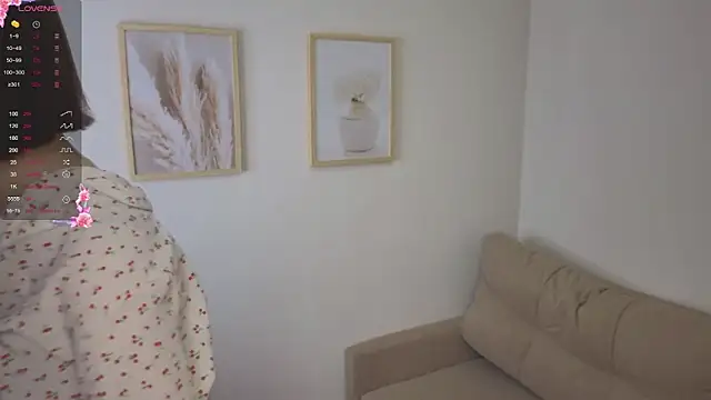 Veyaspace online show from November 17, 1:45 pm