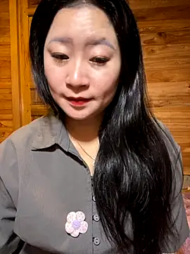 violet-00 online show from November 10, 2:06 am