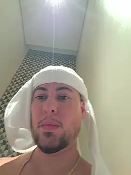 Snapshot of maximus888A chatting on September 28, 4:12 pm maximus888A online show from September 28, 4:12 pm