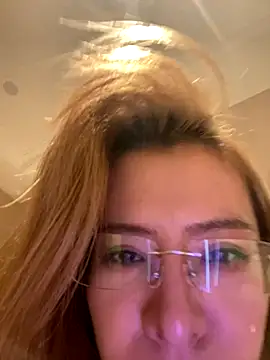 miumiu-66 online show from September 23, 3:43 pm