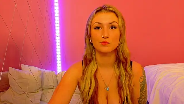 Anaayss  online show from November 21, 3:30 am