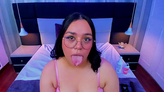 annytovar online show from September 30, 10:03 pm