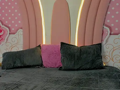 SofiaaBigBoobs online show from November 8, 12:21 pm