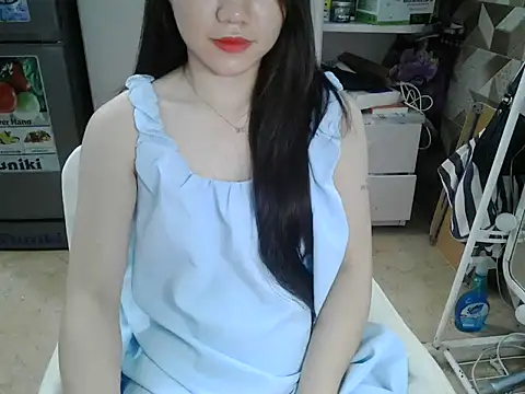 Snapshot of Ara4865 chatting on October 17, 4:54 pm Ara4865 online show from October 17, 4:54 pm