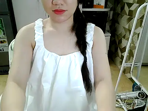 Ara4865 online show from December 18, 3:50 pm