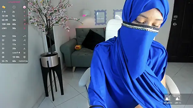 Snapshot of Melody_habibi chatting on September 23, 1:37 am Melody habibi online show from September 23, 1:37 am