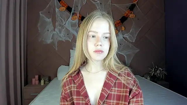 Vicki Todd online show from October 27, 1:01 am