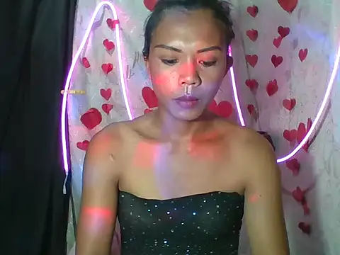 Kim25xxxx online show from April 15, 9:43 am