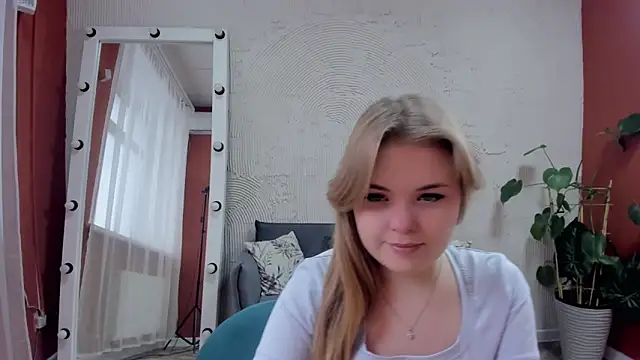 Melissa 199 online show from November 22, 8:06 am