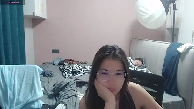 redrose520 online show from September 23, 6:39 pm