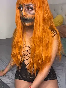 Snapshot of sunnymoonn_1 chatting on October 16, 2:03 am sunnymoonn 1 online show from October 16, 2:03 am