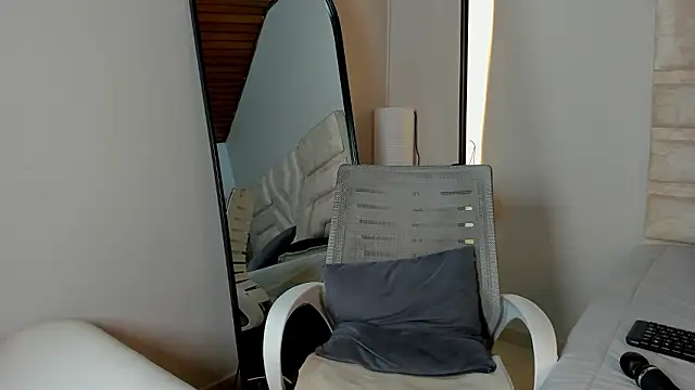 cherry bunnyx online show from March 21, 8:19 am