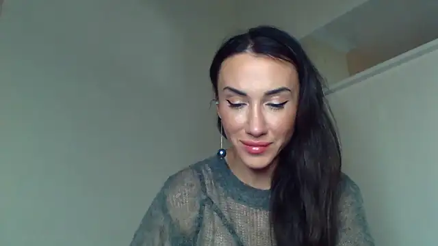 Zariveth online show from November 3, 8:24 pm