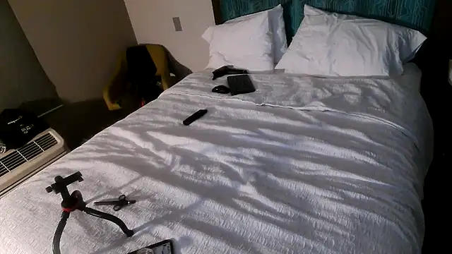 Girthywhereitmatters online show from November 30, 4:05 am