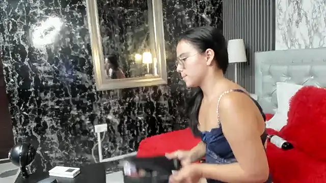 MaraBlake  online show from December 16, 2:17 am