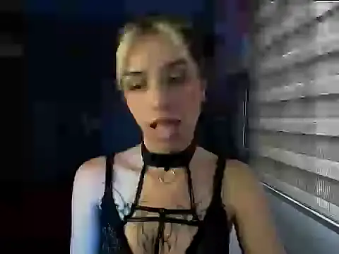 Kittyross online show from September 28, 8:36 pm