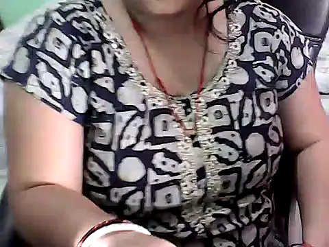 BABITA KUMARII online show from June 5, 5:19 pm