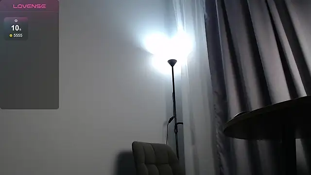 BellaAbey online show from April 4, 5:23 pm