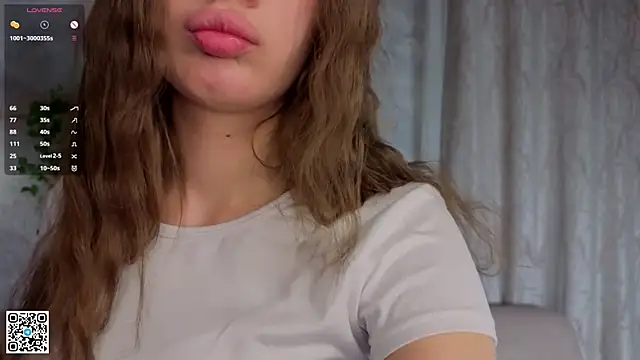 TashaCajune online show from October 14, 4:15 am