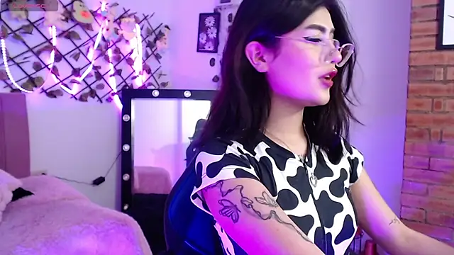 Snapshot of isa_bunny18 chatting on October 4, 3:45 am isa bunny18 online show from October 4, 3:45 am