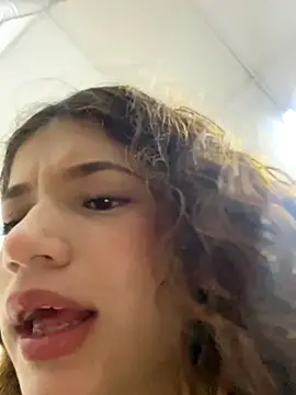 meridacute  online show from October 21, 1:53 am