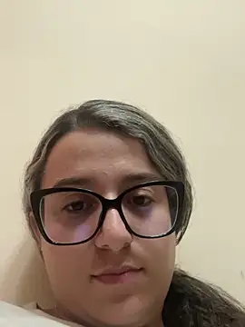 katiaa lovv online show from January 6, 7:17 pm