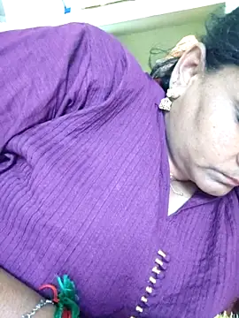 navyasree143 online show from April 1, 1:41 pm