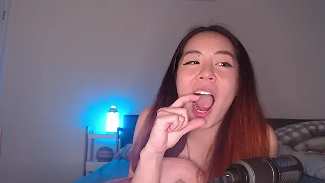 blueburrypie online show from October 20, 2:31 pm