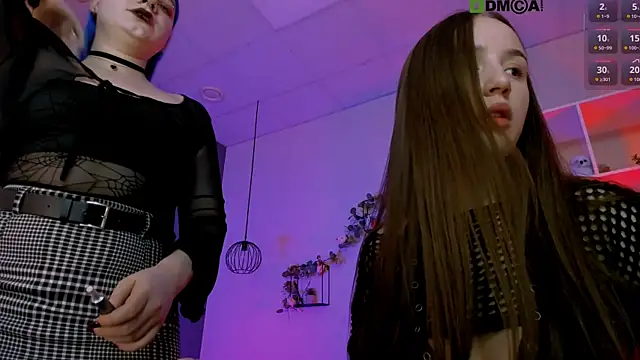 leslie bird online show from May 5, 12:30 pm
