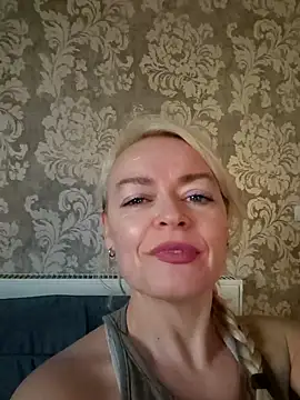 demidelightfulxx online show from November 4, 8:30 am