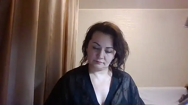 Lysanda online show from February 6, 2:31 pm