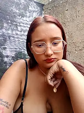 young dairy01 online show from January 10, 7:51 pm