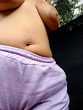 young dairy01 online show from January 7, 7:28 pm