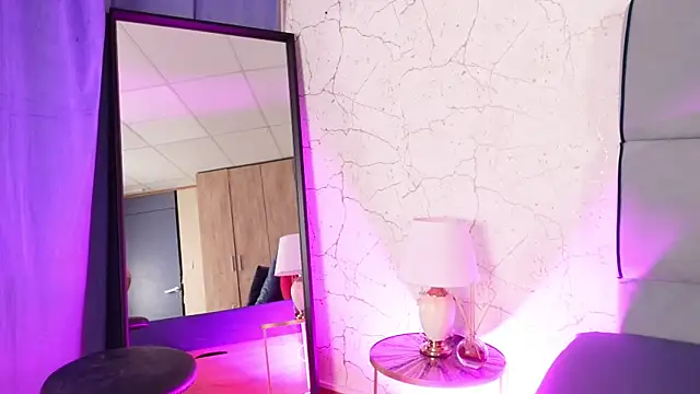 AngieBrookk online show from March 19, 8:51 am