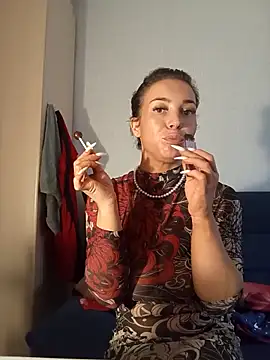 Conny Shellie online show from October 4, 12:00 pm