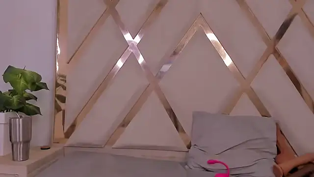 indiraasm online show from November 19, 4:23 am