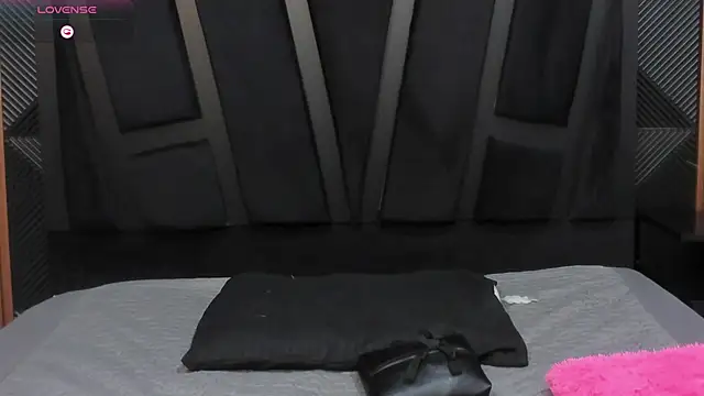 Valka Ross online show from November 2, 12:25 am