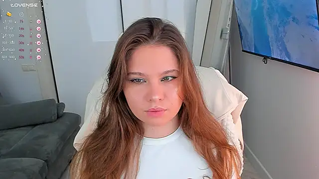 Snapshot of Eva_Cheeky chatting on October 14, 7:22 am Eva Cheeky online show from October 14, 7:22 am