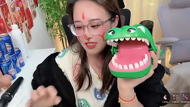 NEWONETO online show from January 15, 10:05 pm