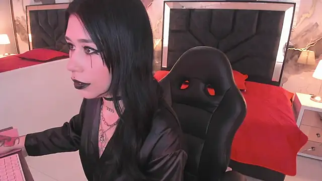 SusanVilla online show from February 18, 7:57 pm