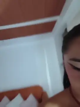 In-Ur-dreams online show from April 17, 9:50 pm