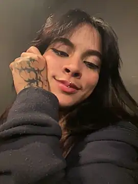 Veeronica  online show from October 9, 2:26 am